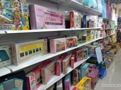 C11413位于五家渠汇嘉步行街负一楼玩具店低价急转