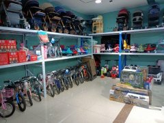 C11413位于五家渠汇嘉步行街负一楼玩具店低价急转