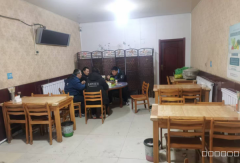 C11427米东区经营中10年老店餐饮店转让