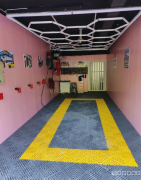 C11426位于五家渠市汇金福园小区附近临街洗车店转让