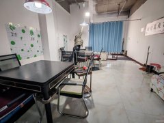 C11435阜康天山南街住建局对面100平棋牌室转让