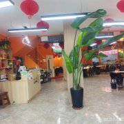 C11439位于昌吉乌伊路与北京路营业中火锅店转让