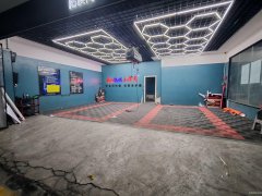 C11443居然之家1300平汽车会所转让