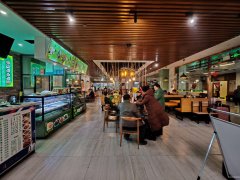 C11444高铁北广场负一楼242平餐厅转让