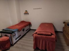 C11449昌吉市红旗东路海棠公馆四期临街经营中美容店转让