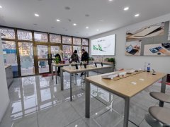 C11452呼图壁皇城1号128平旺铺转让