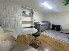 C11457友好商圈理发店转让