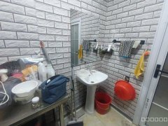 C11462路秀佳园沿街商铺转让