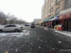 C11462路秀佳园沿街商铺转让