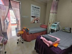 C11462路秀佳园沿街商铺转让