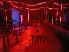 C11352位于西北路与南昌路交汇处酒吧转让