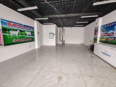 11470呼图壁县如意家园90平旺铺转让