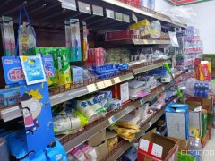 C11473位于昌吉市健康西路2099小区门口第一便利店转让