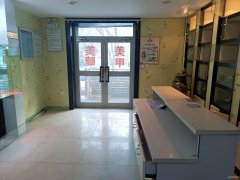 C10562位于昌吉市健康西路临街商铺出租