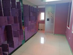 C10562位于昌吉市健康西路临街商铺出租