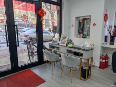 C11486恒顺街自带流量美发店内10平美甲摊位转让
