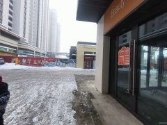 C11490米东区吾悦和府小吃店转让