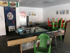 C11493位于米东区白杨河工业园区附近餐饮店超市转让