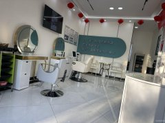 C11499位于昌吉市长宁南路江南小镇西苑临街店面转让