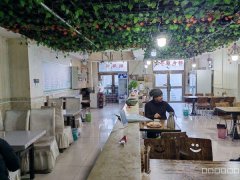 C11505甘泉堡工业园中泰化学对面200平餐厅转让