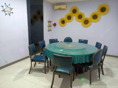 C11510位于五家渠102团工业园区餐厅店转让