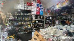 C11516位于昌吉亚中创智城日杂街巷口营业中厨具店铺转让