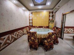 C11518阜康新民医院边上280平餐厅转让