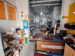 C11525五一农场86平韵达快递转让