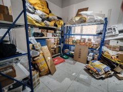 C11525五一农场86平韵达快递转让