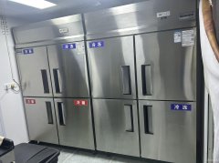 C11533位于呼图壁县东风大街熙景国际附近临街快餐店转让