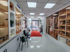 C11542万科锦荟里42平翰皇洗护店转让