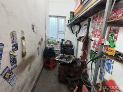 C11545碱泉一街经营中汽修店转让