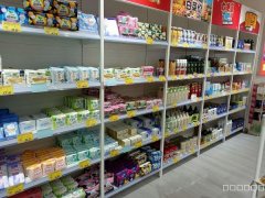 C11548位于昌吉市建国路友好商场负一楼经营中品牌加盟零食