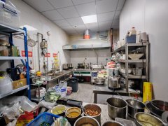 C11547金茂绿谷春天美食街55平餐厅转让