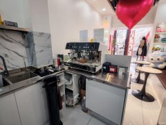 C11564新兴街38平咖啡店转让