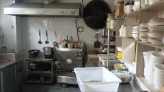 C11605昌吉海棠小镇一期临街245°善食纸包鱼转让