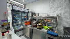 C11612位于昌吉友好夜市附近营业中快餐店转让