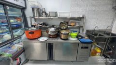 C11612位于昌吉友好夜市附近营业中快餐店转让