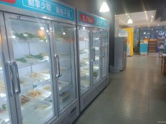 C11618位于奇台县华东新街附近经营中火锅店转让