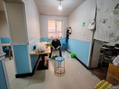 C11621中山路汇嘉时代后60平餐厅转让