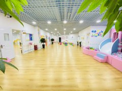 C11623位于昌吉市海棠小镇二期经营中托育幼教机构转让