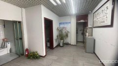 C11624位于昌吉中山路滨湖东岸旺铺出租