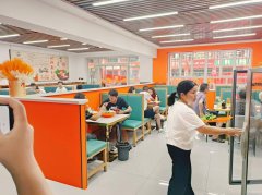 C11627位于五家渠友谊路步行街内经营中餐饮店转让