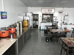 C11641位于五家渠外环路附近经营中餐饮店转让