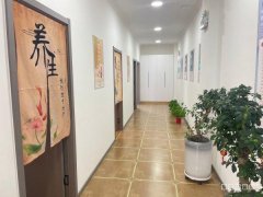 C11642位于昌吉青年路华东容锦酒店附近养生馆转让