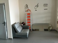 C11644位于昌吉市中山路天河婚恋广场内店面转让