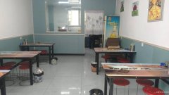 C11660昌吉市天山路西街名门三期大门口餐饮旺铺转让