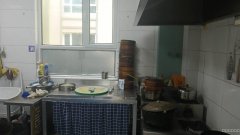 C11660昌吉市天山路西街名门三期大门口餐饮旺铺转让