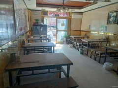 C11662商铺出租 昌吉市健康西路钢材市场对面临街门面