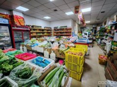 C11667米东区蓝廷花苑110平超市转让